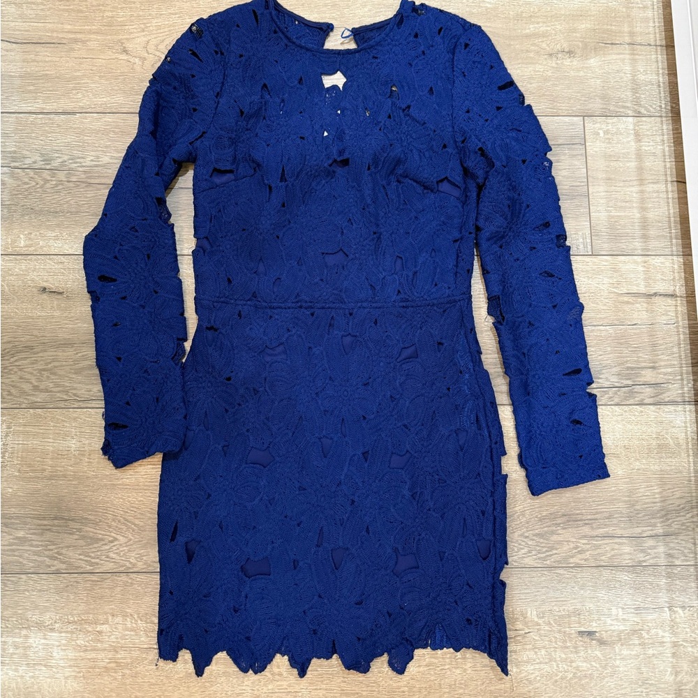 Elegant Navy Lace Dress